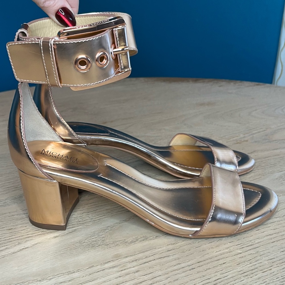 Michael Kors Block Heel Ankle Strap Buckle Rose Gold Sandals W 7.5